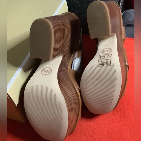 Michael Kors Divia Wedge Leather Heel Sandals Size 9.5M Brand New.OFFERS WELCOME - Picture 5 of 13